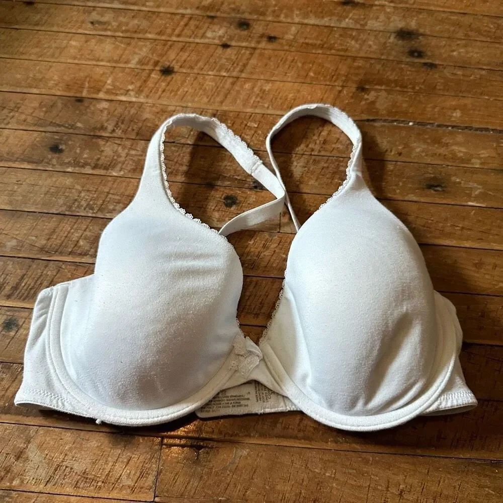 Victoria’s Secret soft jersey lined perfect coverage 32D bra